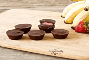 strawberry banana chocolate cups