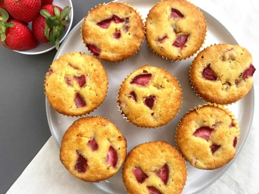 strawberrymuffins 1536x1152 1