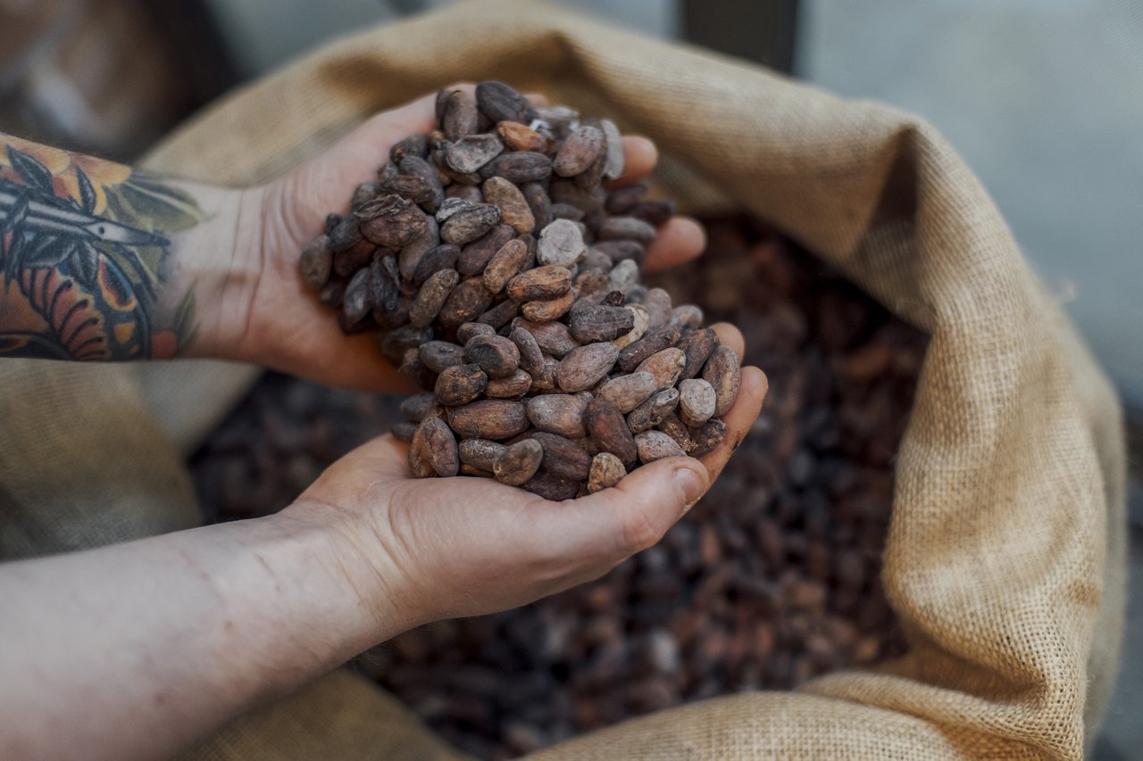 Cocoa Surges Back To $10,000 A Ton On Growing Supply Fears